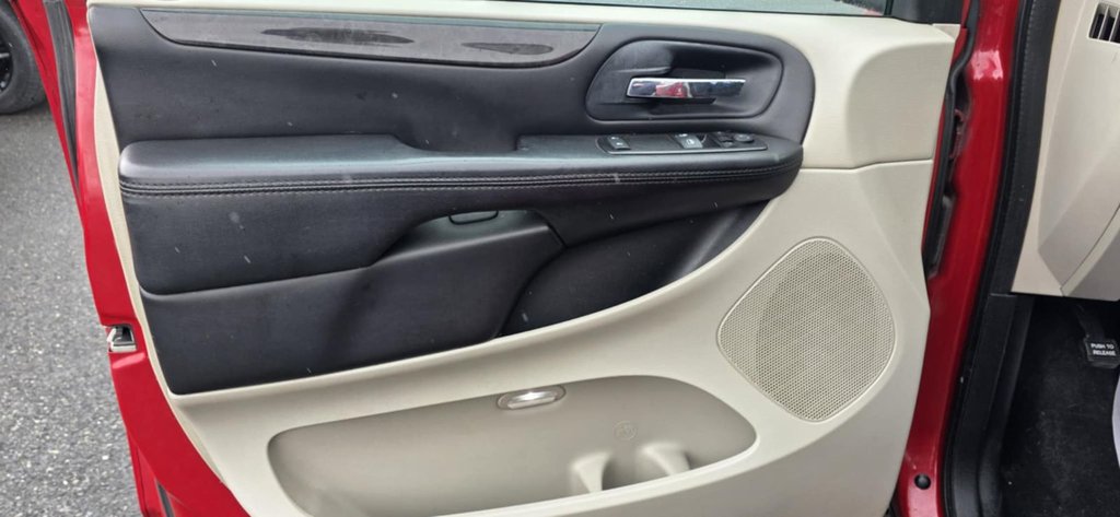 Dodge Grand Caravan SE 2014 à Saint-Georges, Québec - 12 - w1024h768px