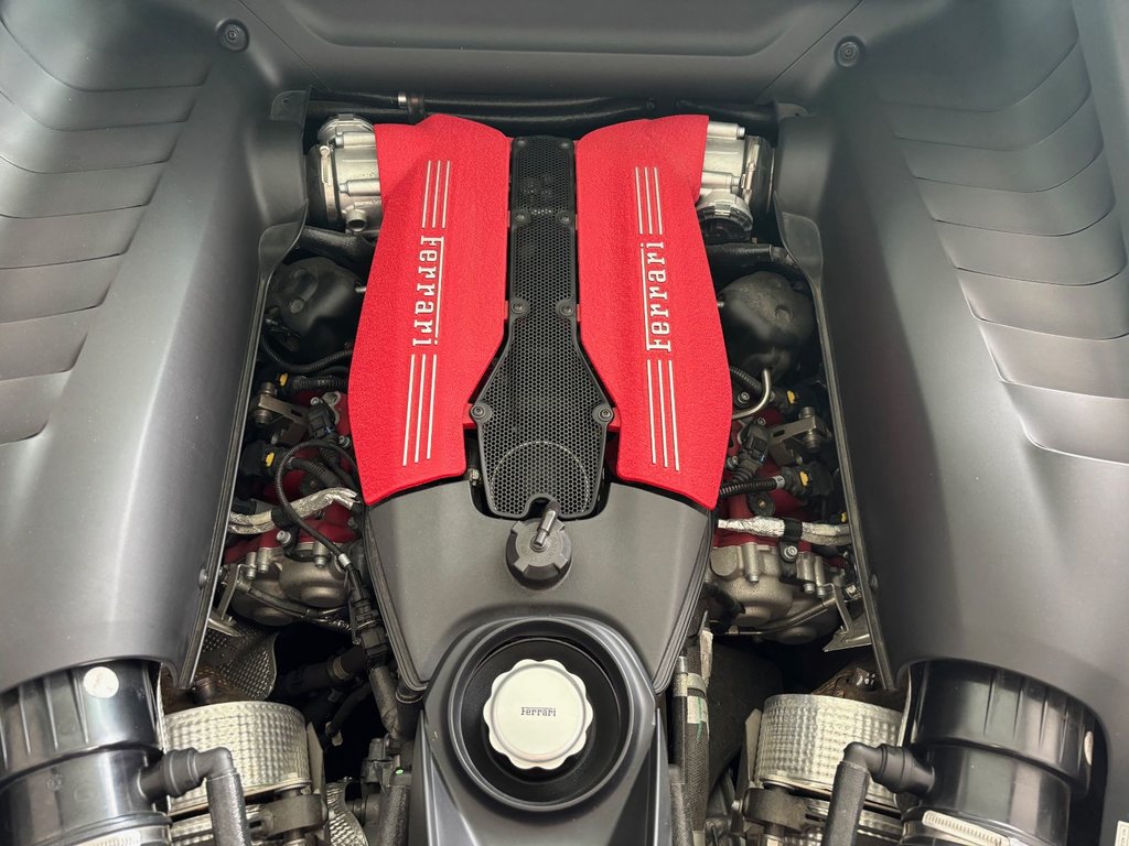 2017 Ferrari 488GTB in Saint-Georges, Quebec - 20 - w1024h768px