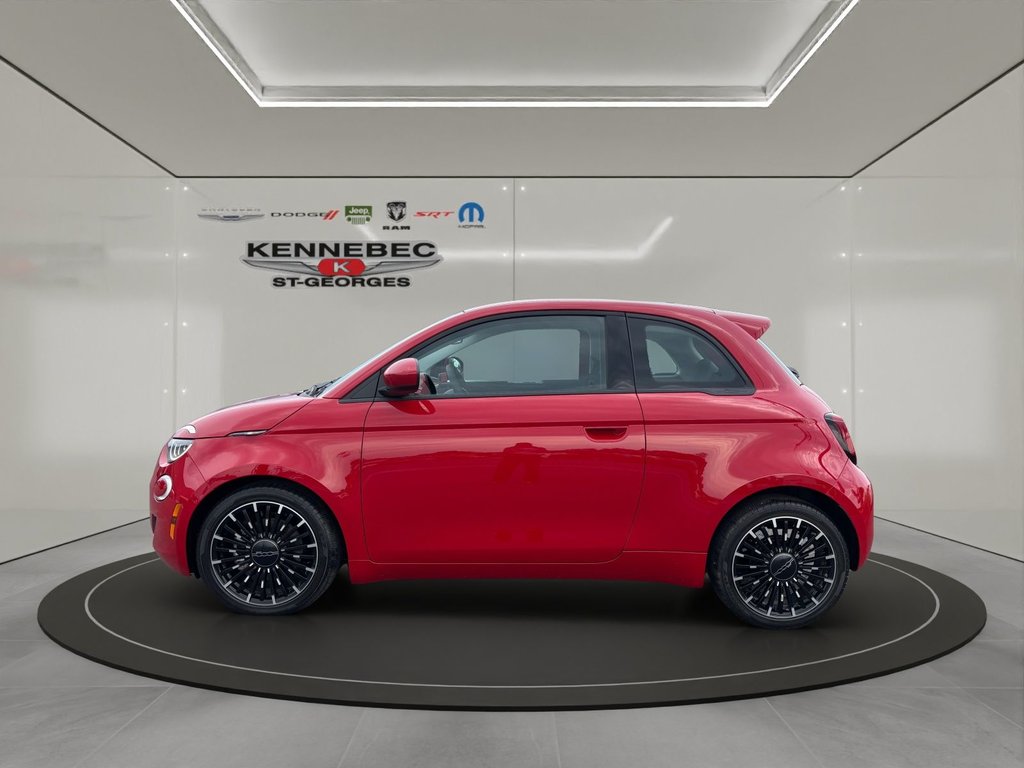 Fiat 500 E RED  2024 à Saint-Georges, Québec - 5 - w1024h768px