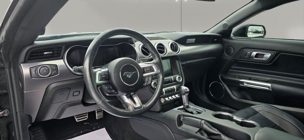 2022 Ford Mustang GT in Saint-Georges, Quebec - 11 - w1024h768px