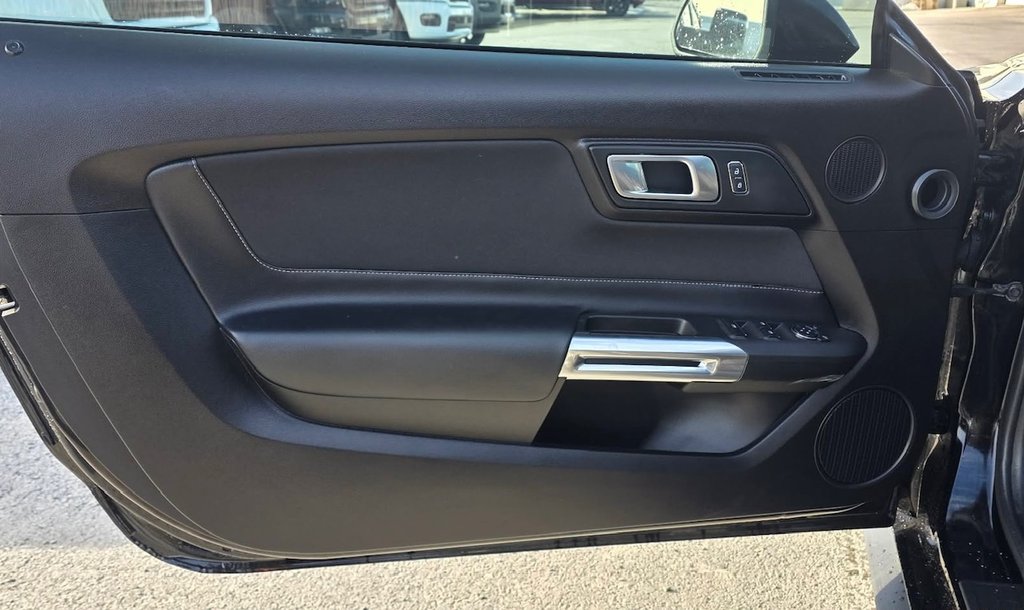 2022 Ford MUSTANG in Saint-Georges, Quebec - 11 - w1024h768px