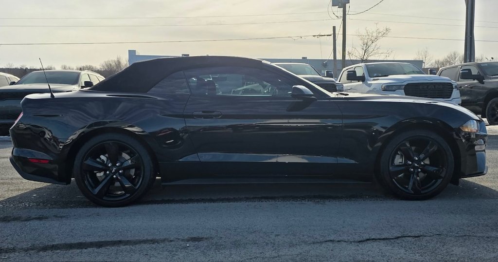 2022 Ford MUSTANG in Saint-Georges, Quebec - 5 - w1024h768px