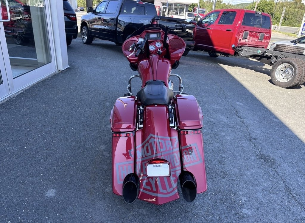 Harley-Davidson FLTRX ROAD GLIDE 2015 à Saint-Georges, Québec - 5 - w1024h768px