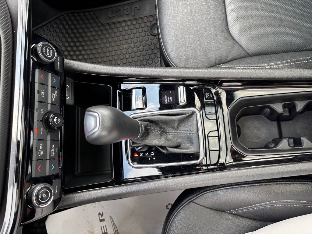 2023 Jeep COMPASS LATITUDE LUX in Saint-Georges, Quebec - 24 - w1024h768px