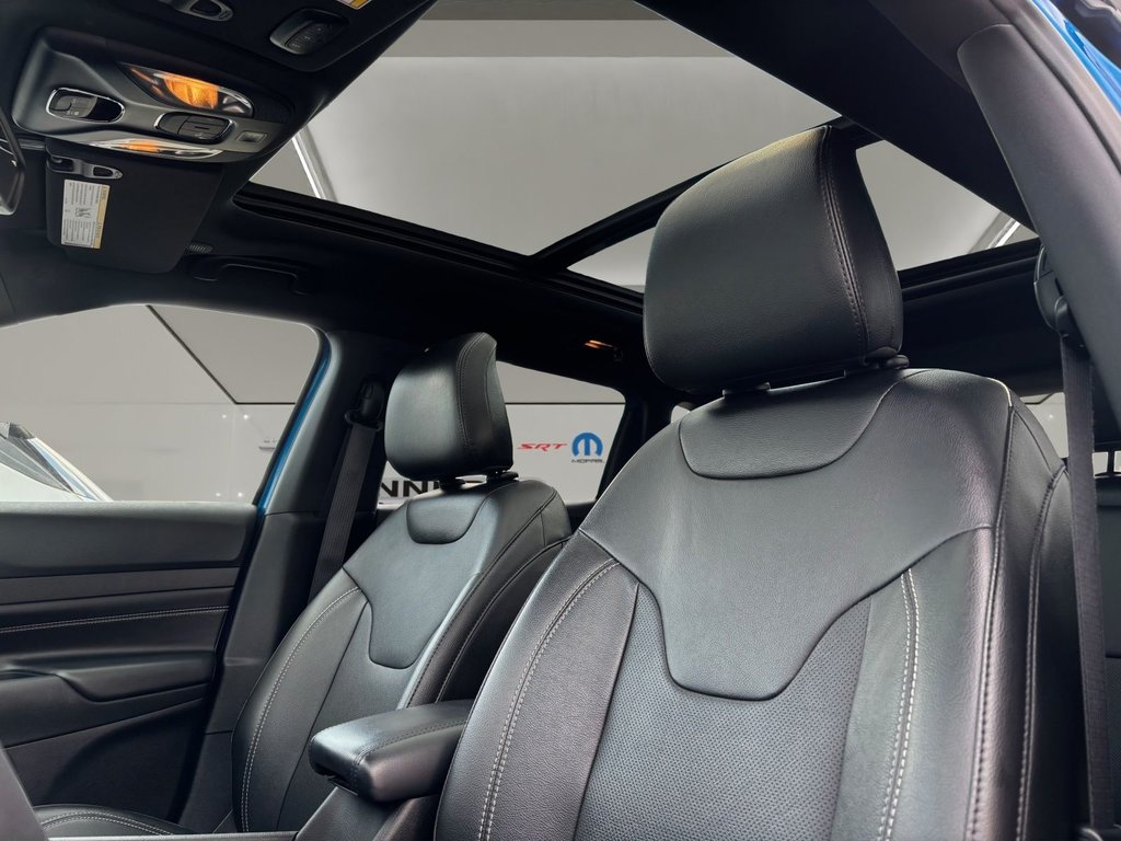 2023 Jeep COMPASS LATITUDE LUX in Saint-Georges, Quebec - 14 - w1024h768px