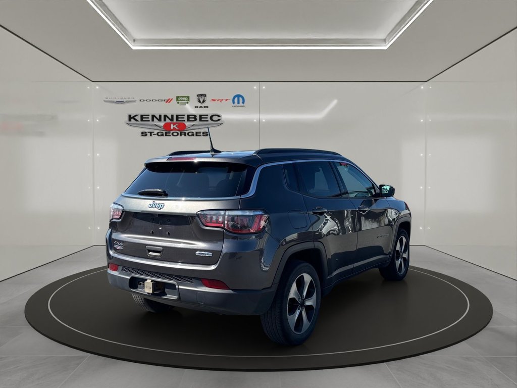 Jeep COMPASS LATITUDE  2017 à Saint-Georges, Québec - 9 - w1024h768px