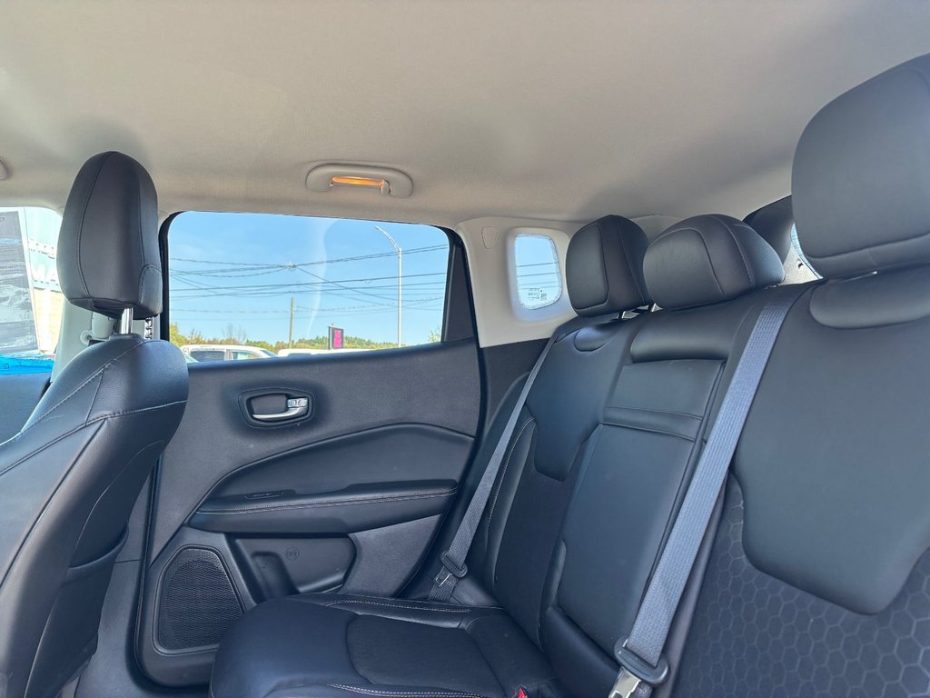 Jeep COMPASS LATITUDE  2017 à Saint-Georges, Québec - 24 - w1024h768px