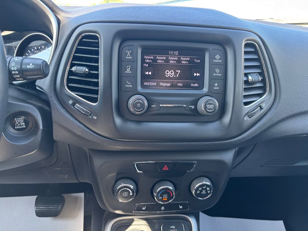 Jeep COMPASS LATITUDE  2017 à Saint-Georges, Québec - 18 - w1024h768px