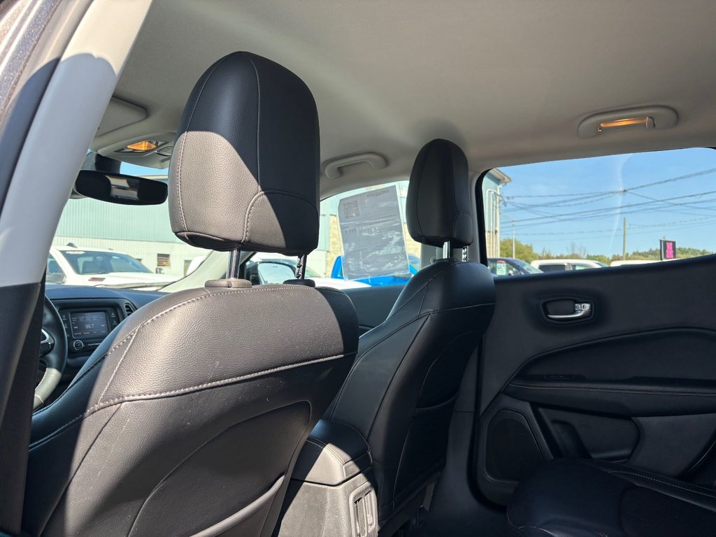 Jeep COMPASS LATITUDE  2017 à Saint-Georges, Québec - 25 - w1024h768px