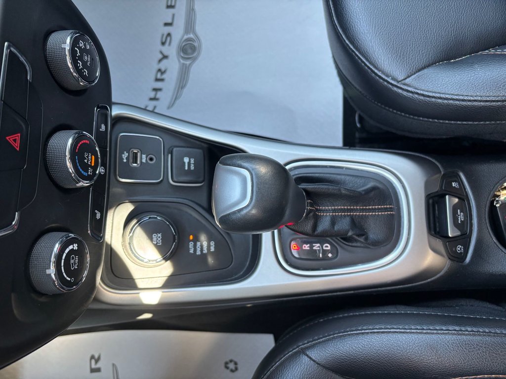 Jeep COMPASS LATITUDE  2017 à Saint-Georges, Québec - 19 - w1024h768px