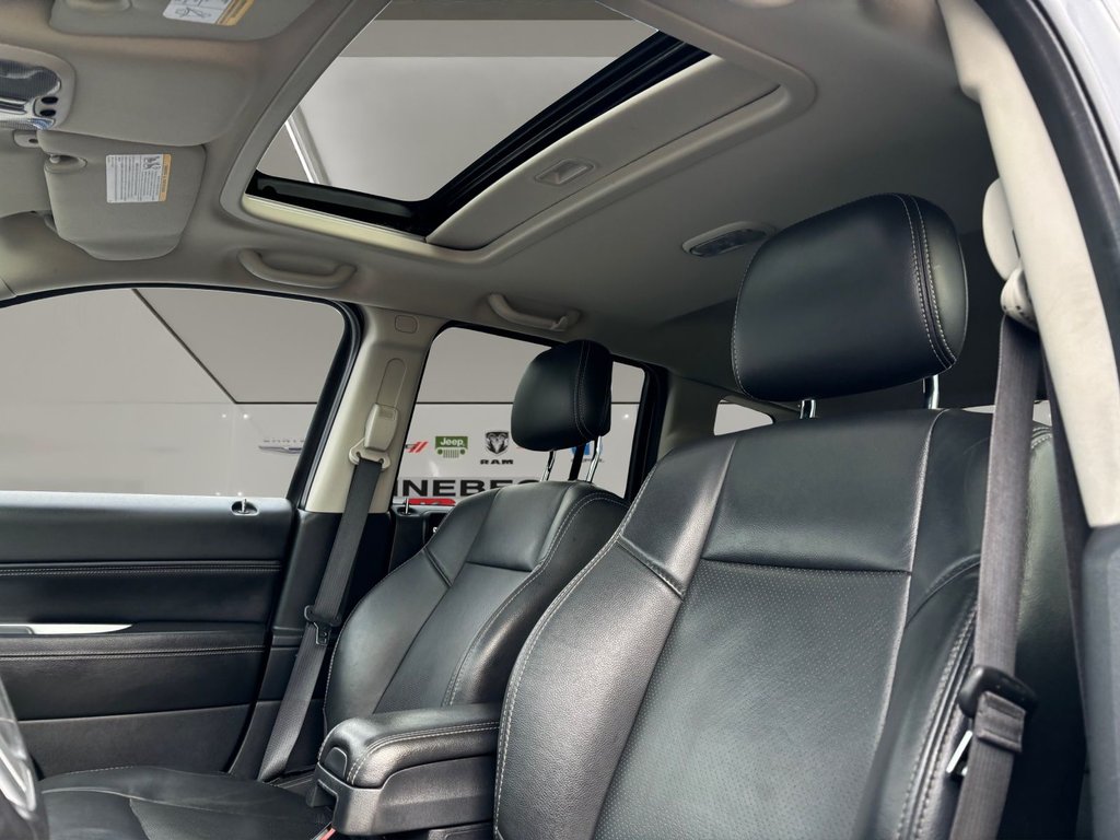Jeep COMPASS HIGH ALTITUDE  2015 à Saint-Georges, Québec - 11 - w1024h768px