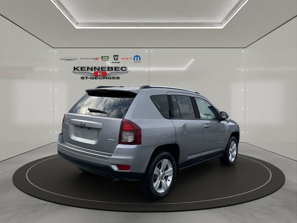 Jeep COMPASS HIGH ALTITUDE  2015 à Saint-Georges, Québec - 8 - w1024h768px