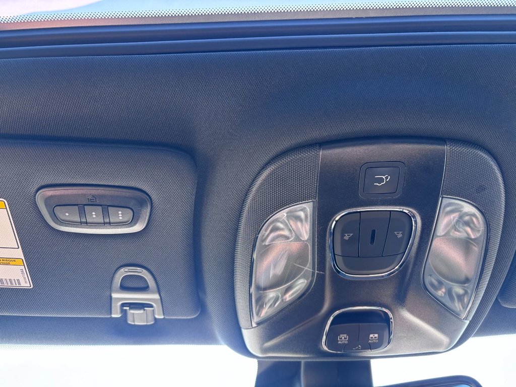 Jeep Compass Altitude 2023 à Saint-Georges, Québec - 23 - w1024h768px
