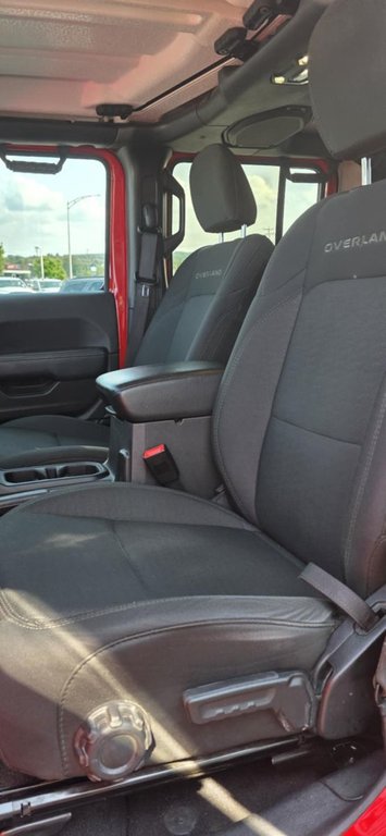 Jeep Gladiator Overland  2020 à Saint-Georges, Québec - 18 - w1024h768px