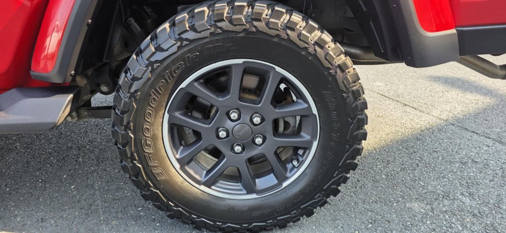 Jeep Gladiator Overland  2020 à Saint-Georges, Québec - 11 - w1024h768px