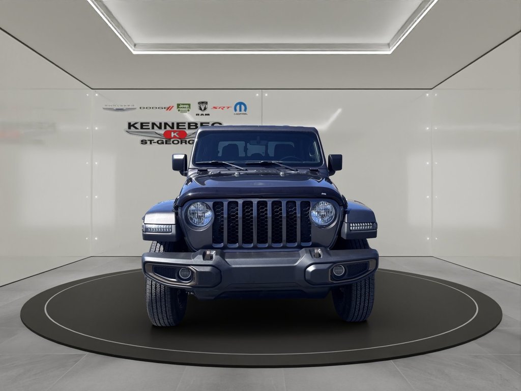 Jeep Gladiator Sport S 2023 à Saint-Georges, Québec - 2 - w1024h768px