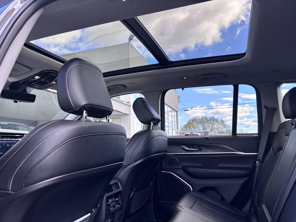 Jeep Grand Cherokee Limited 2023 à Saint-Georges, Québec - 20 - w1024h768px