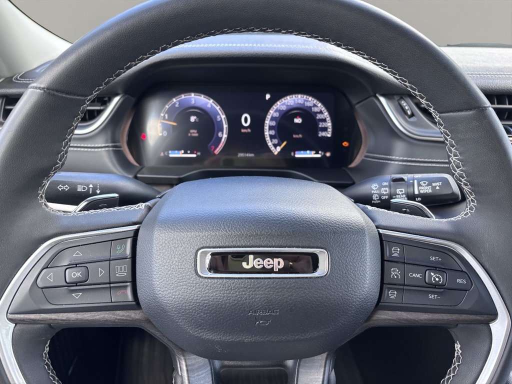 Jeep Grand Cherokee Limited 2023 à Saint-Georges, Québec - 11 - w1024h768px