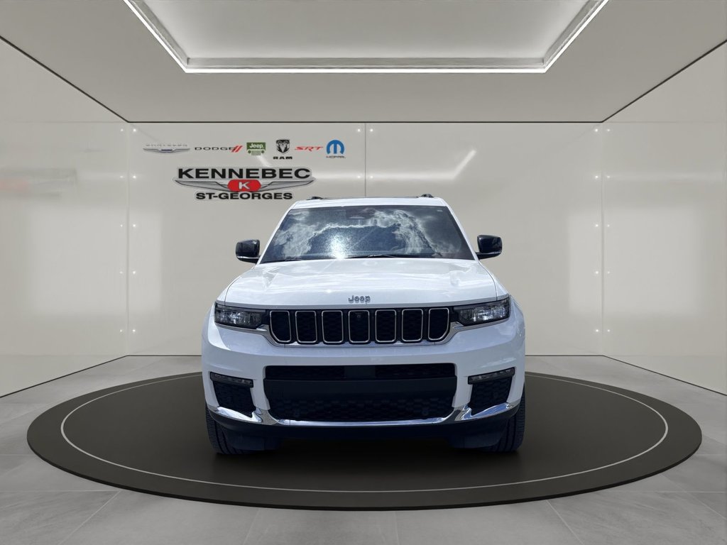 2023 Jeep Grand Cherokee L Limited in Saint-Georges, Quebec - 2 - w1024h768px