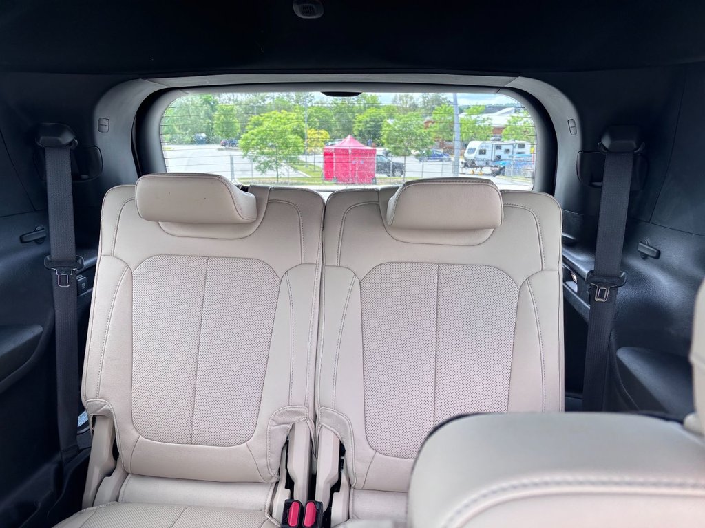 2023 Jeep Grand Cherokee L Limited in Saint-Georges, Quebec - 27 - w1024h768px