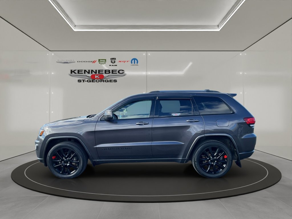 Jeep GRAND CHEROKEE LAREDO ALTITUDE  2020 à Saint-Georges, Québec - 6 - w1024h768px