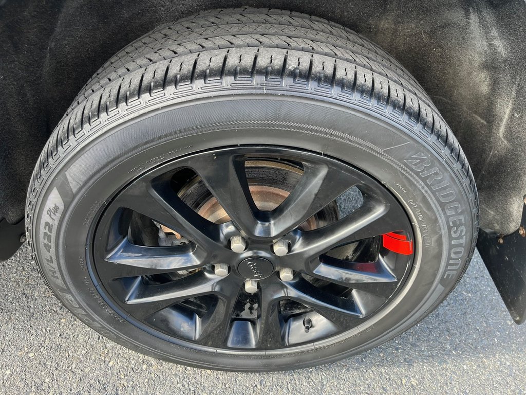 Jeep GRAND CHEROKEE LAREDO ALTITUDE  2020 à Saint-Georges, Québec - 12 - w1024h768px