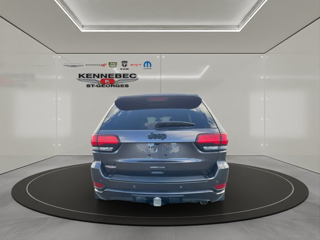 Jeep GRAND CHEROKEE LAREDO ALTITUDE  2020 à Saint-Georges, Québec - 9 - w1024h768px