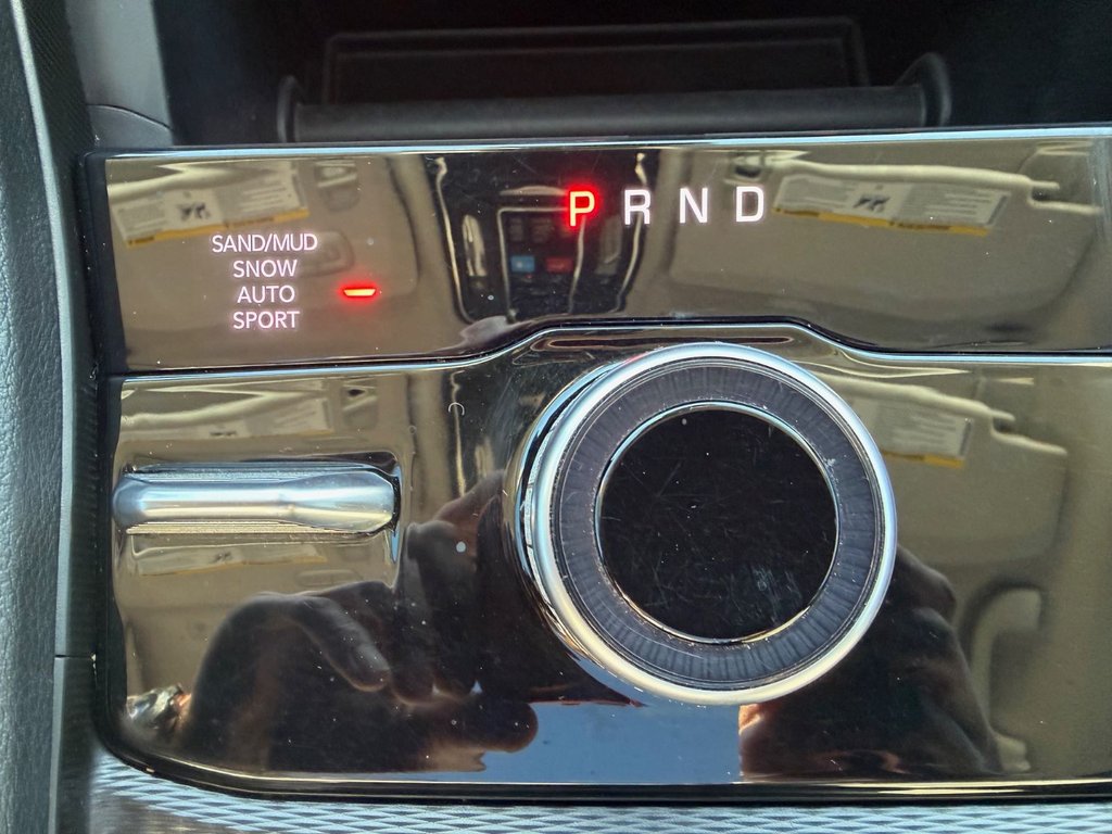 2023 Jeep Grand Cherokee Limited in Saint-Georges, Quebec - 17 - w1024h768px