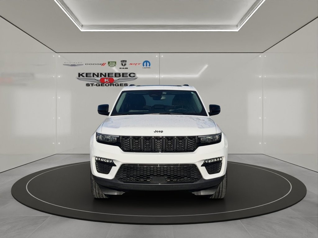 2023 Jeep Grand Cherokee Limited in Saint-Georges, Quebec - 2 - w1024h768px