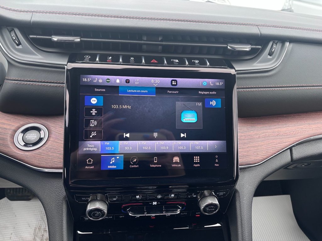 2023 Jeep GRAND CHEROKEE SUMMIT/SUM SUMMIT in Saint-Georges, Quebec - 19 - w1024h768px