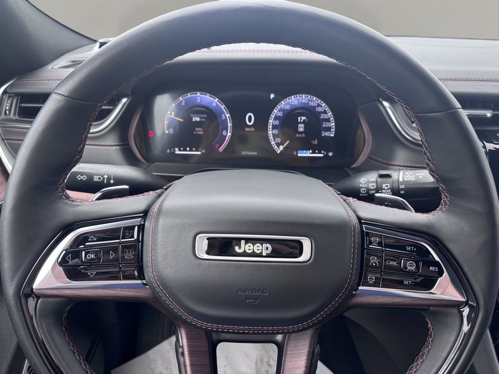 2023 Jeep GRAND CHEROKEE SUMMIT/SUM SUMMIT in Saint-Georges, Quebec - 16 - w1024h768px