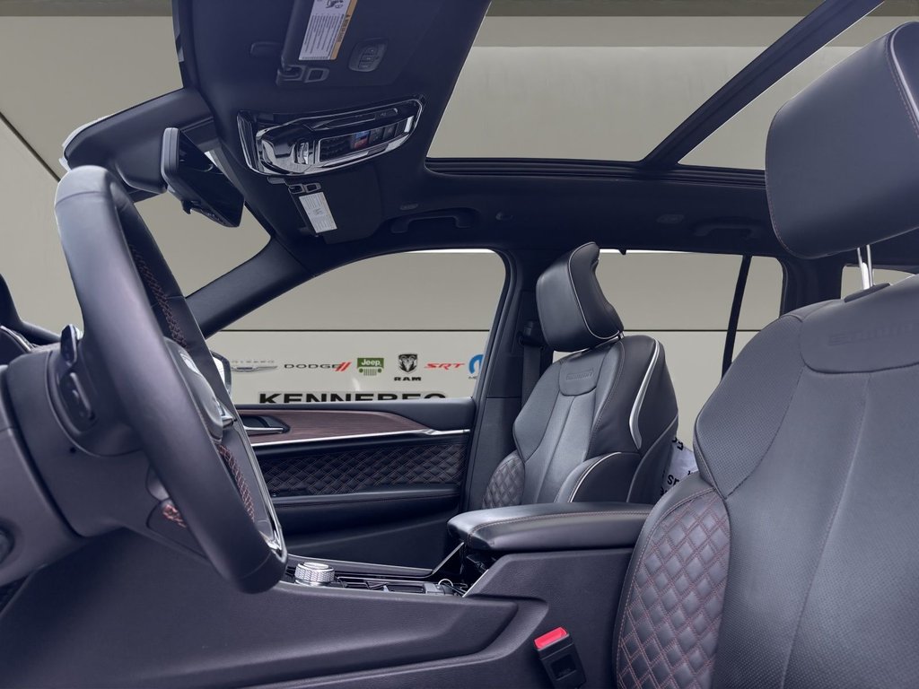 2023 Jeep GRAND CHEROKEE SUMMIT/SUM SUMMIT in Saint-Georges, Quebec - 14 - w1024h768px