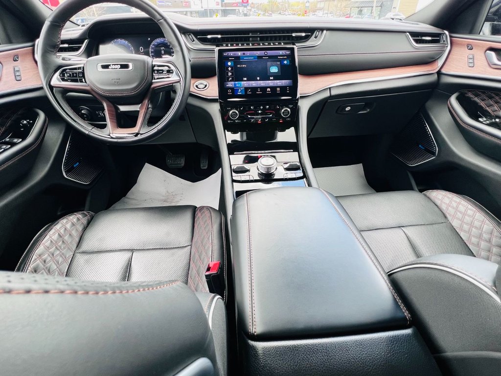 2023 Jeep Grand Cherokee Summit in Saint-Georges, Quebec - 7 - w1024h768px