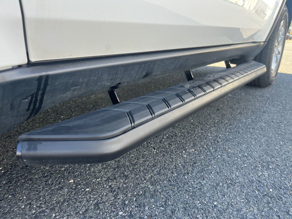 2019 Jeep GRAND CHEROKEE LIMITED in Saint-Georges, Quebec - 14 - w1024h768px