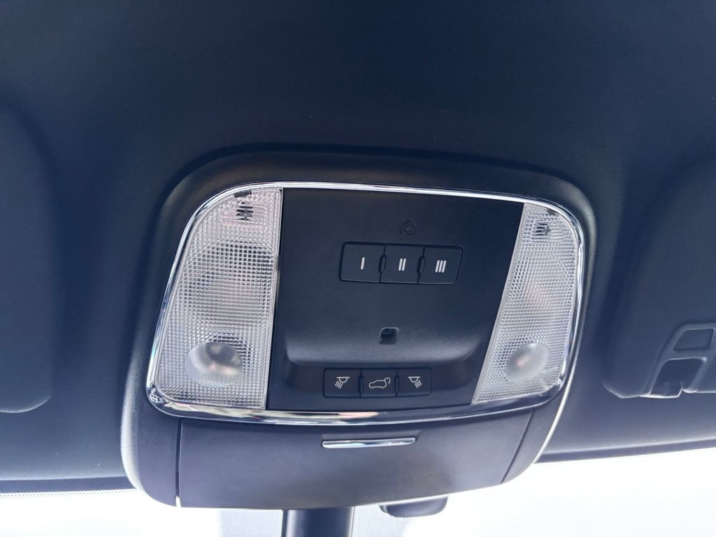 Jeep GRAND CHEROKEE LAREDO  2021 à Saint-Georges, Québec - 24 - w1024h768px