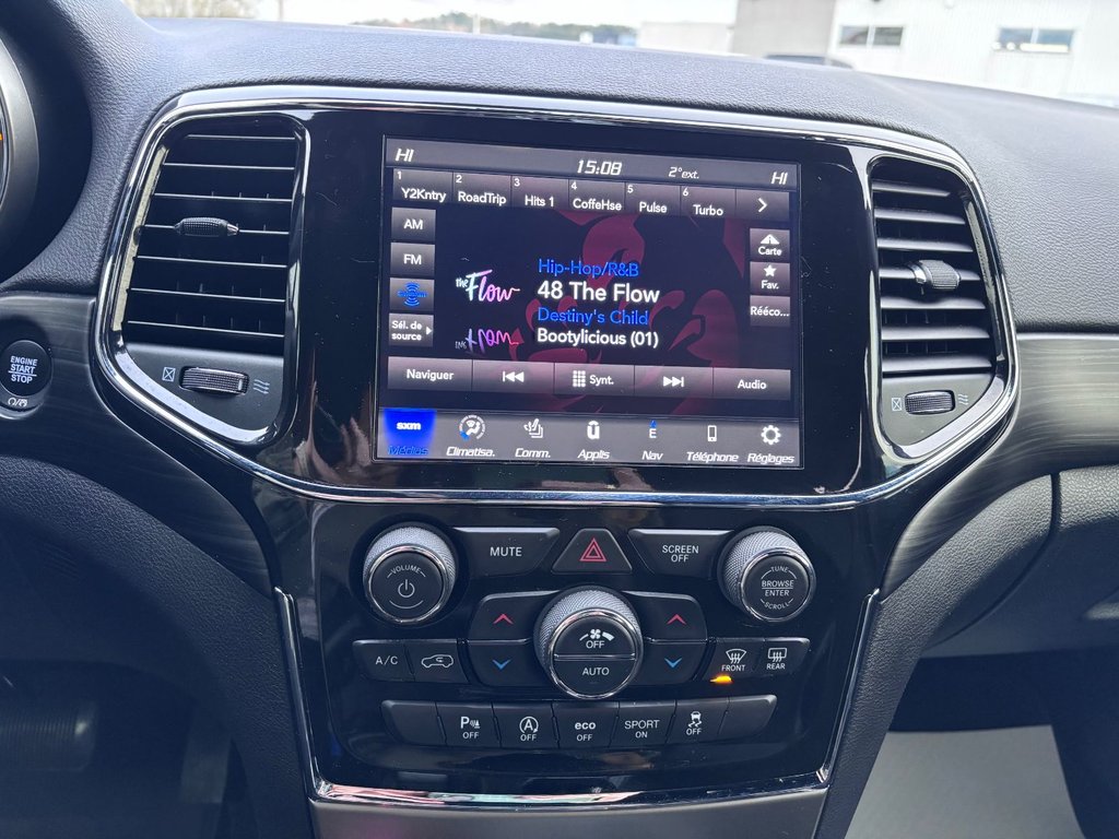 Jeep GRAND CHEROKEE LAREDO  2021 à Saint-Georges, Québec - 19 - w1024h768px