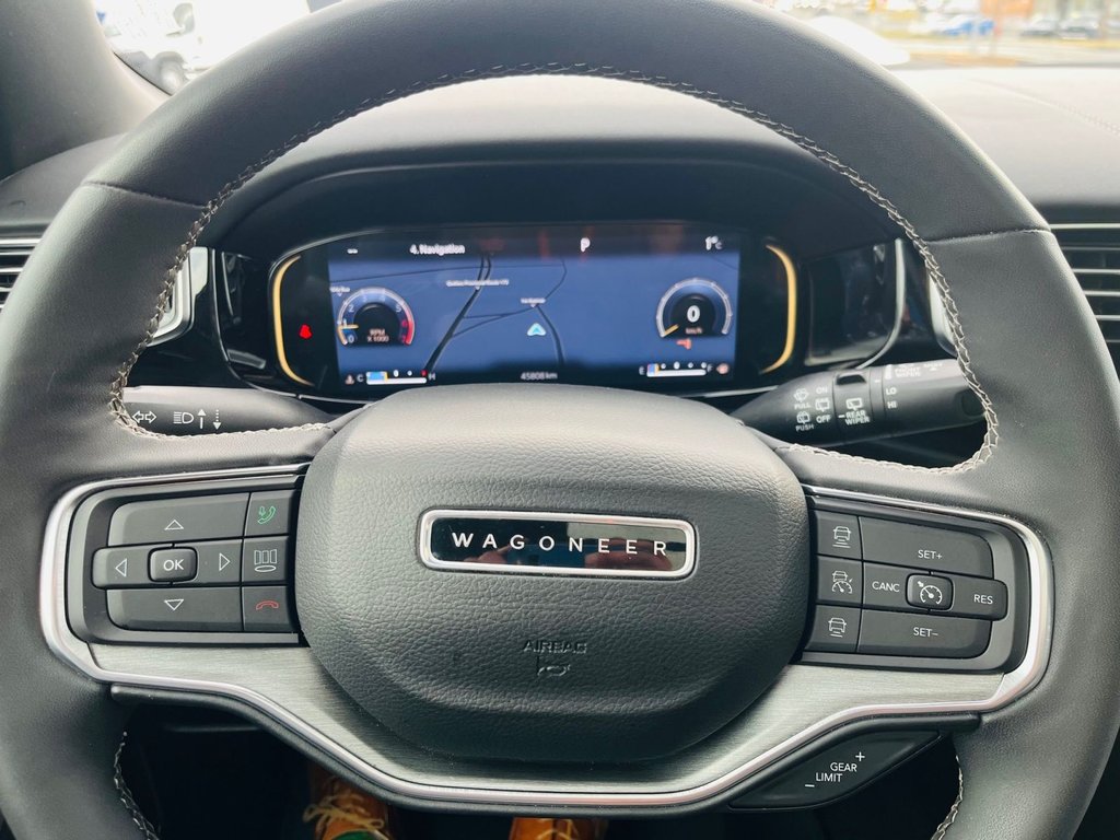 2023 Jeep WAGONEER SERIES II BLANC in Saint-Georges, Quebec - 15 - w1024h768px