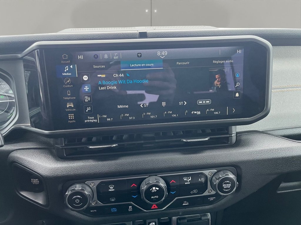 2024 Jeep WRANGLER 4XE in Saint-Georges, Quebec - 17 - w1024h768px