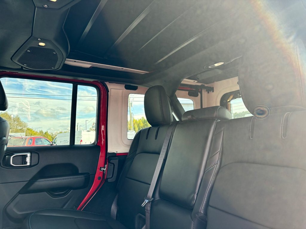 2024 Jeep WRANGLER RUBICON 4XE in Saint-Georges, Quebec - 28 - w1024h768px