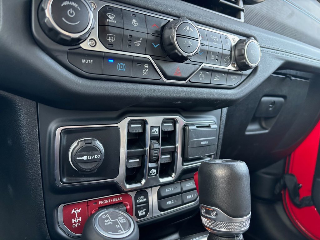 2024 Jeep WRANGLER RUBICON 4XE in Saint-Georges, Quebec - 22 - w1024h768px
