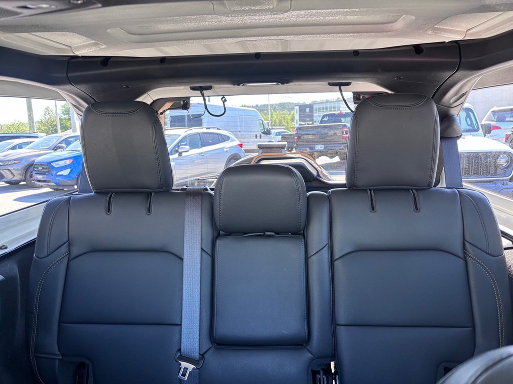 Jeep Wrangler Sahara 2025 à Saint-Georges, Québec - 25 - w1024h768px