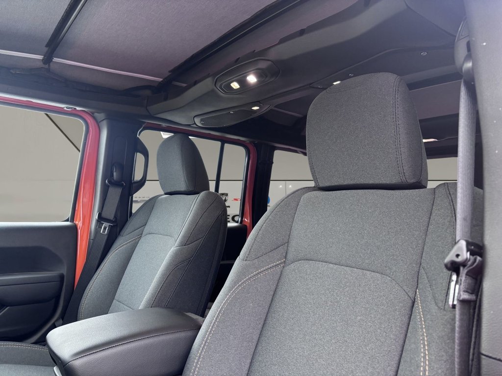 2025 Jeep Wrangler 4xe Willys 4XE in Saint-Georges, Quebec - 14 - w1024h768px