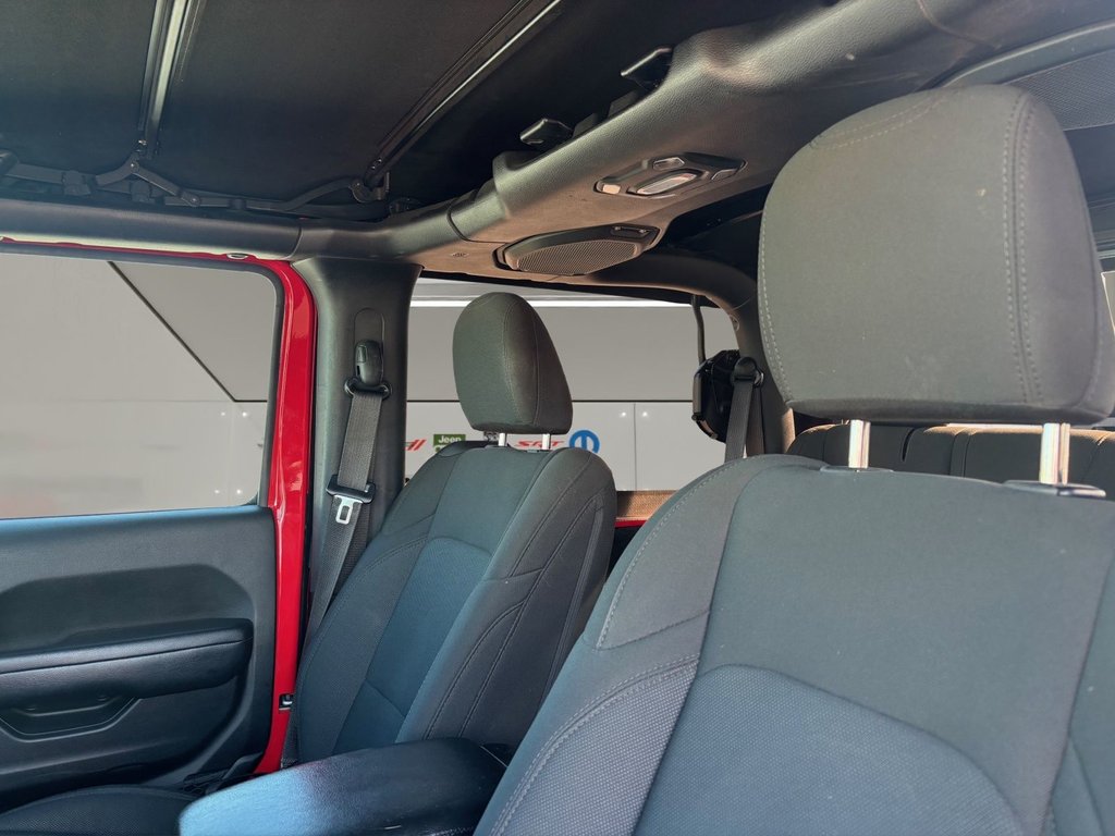 2020 Jeep WRANGLER SPORT in Saint-Georges, Quebec - 15 - w1024h768px