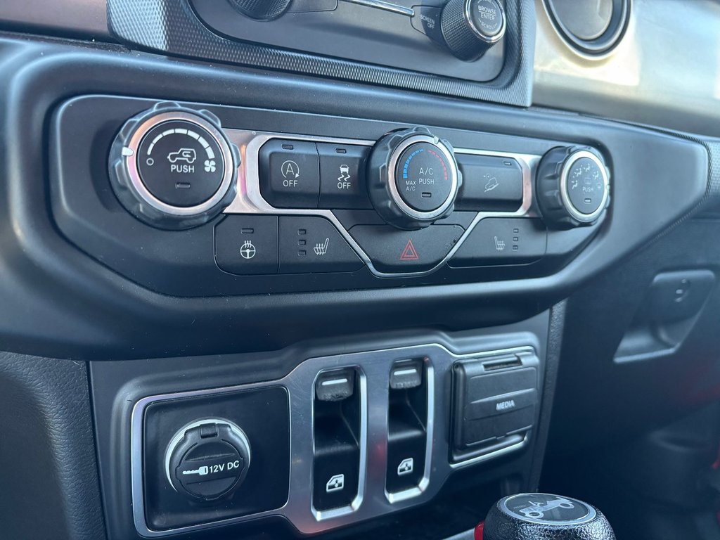 2020 Jeep WRANGLER SPORT in Saint-Georges, Quebec - 22 - w1024h768px