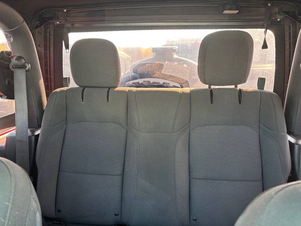 2020 Jeep WRANGLER SPORT in Saint-Georges, Quebec - 23 - w1024h768px