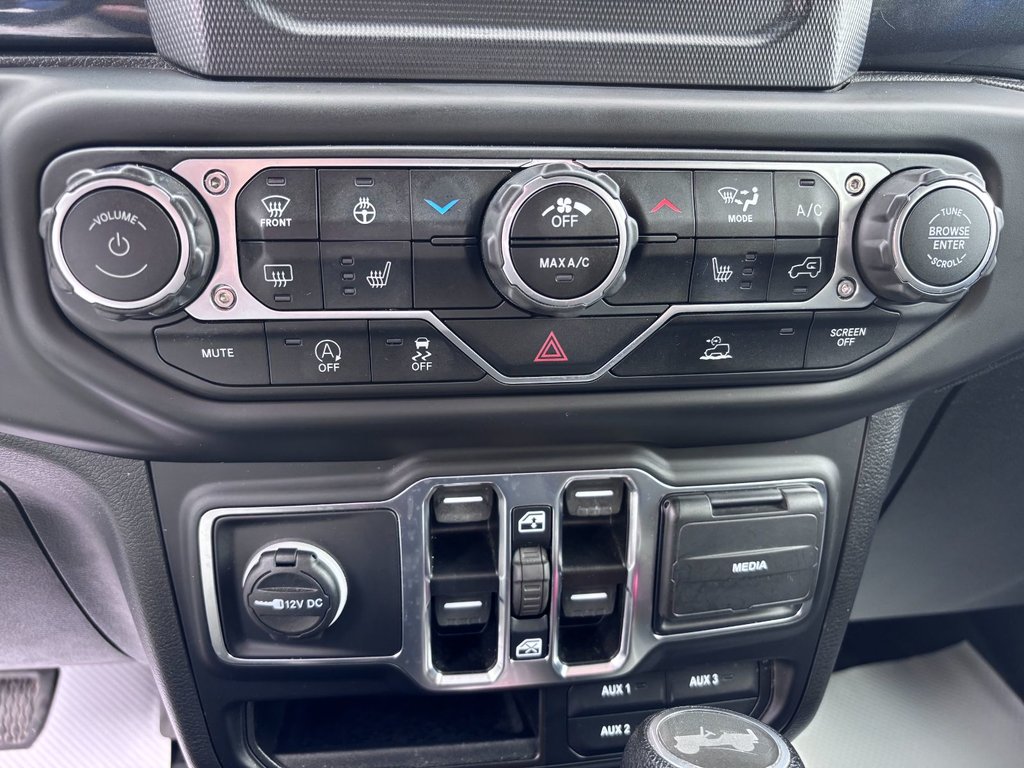 Jeep WRANGLER SPORT SPORT ALT 2023 à Saint-Georges, Québec - 20 - w1024h768px