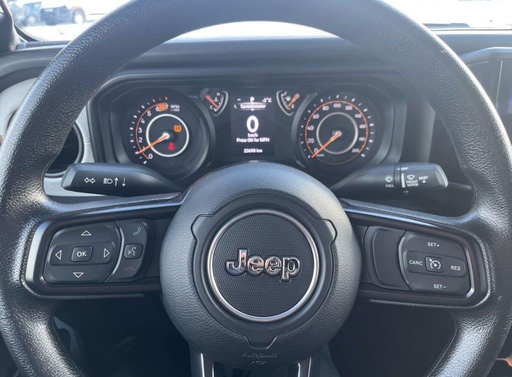 Jeep WRANGLER SPORT  2024 à Saint-Georges, Québec - 14 - w1024h768px