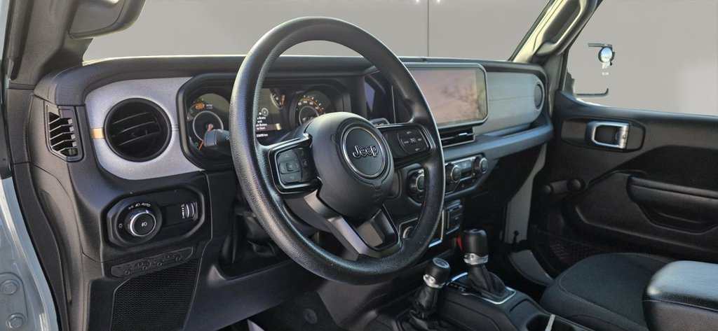 Jeep WRANGLER SPORT  2024 à Saint-Georges, Québec - 13 - w1024h768px