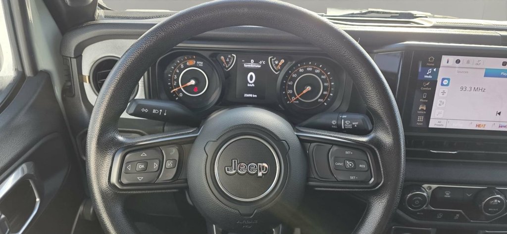 Jeep WRANGLER SPORT  2024 à Saint-Georges, Québec - 16 - w1024h768px