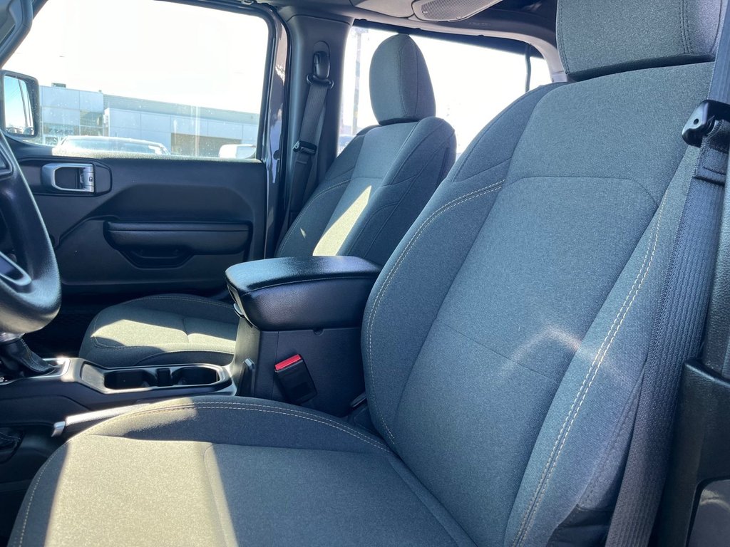 Jeep Wrangler Sport 2024 à Saint-Georges, Québec - 19 - w1024h768px